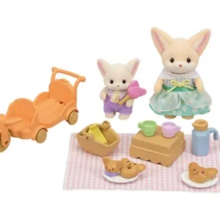 Epoch Everlasting Play Calico Critters Sunny Picnic Set - Fennec Fox Sister & Baby