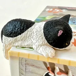 New BC Mini Resting Cat Figurine Blind Box