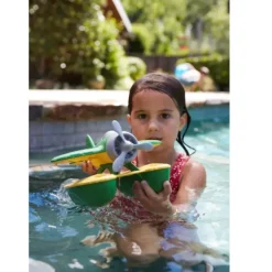 Sale Green Toys Seaplane - Green Wings