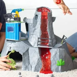 Best Schleich Volcano Expedition Base Camp